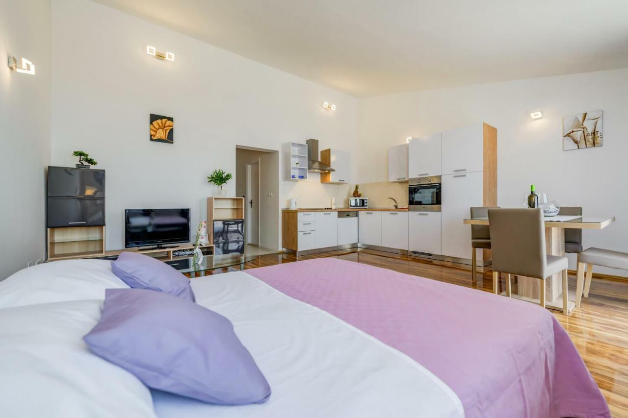 Apartment Ana Spalato Esterno foto